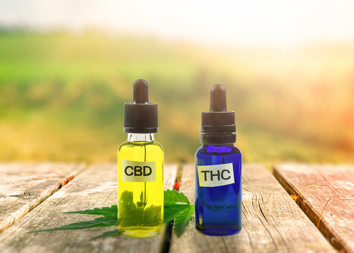 cbd tincture and thc tincture side by side